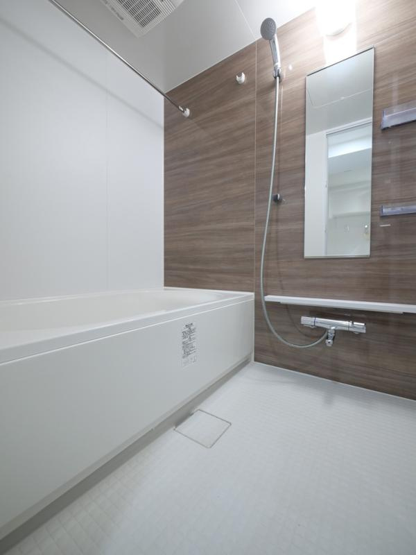 ジェノヴィア東大前グリーンヴェールの浴室|バスルーム