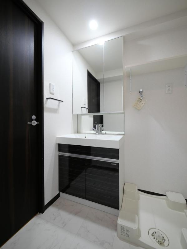 ジェノヴィア東大前グリーンヴェールの独立洗面台|洗面所独立