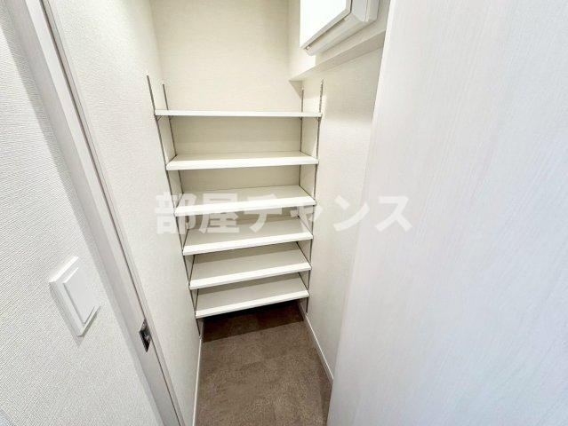 プレサンス名駅南ブリエの収納