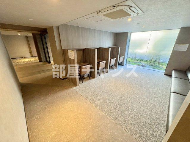 プレサンス名駅南ブリエのロビー