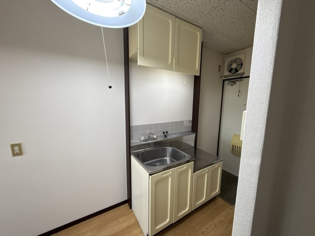 姫路市城北新町２丁目のハイツのキッチン