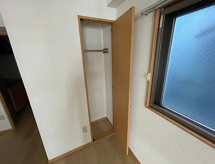 レイローズビルの洋室