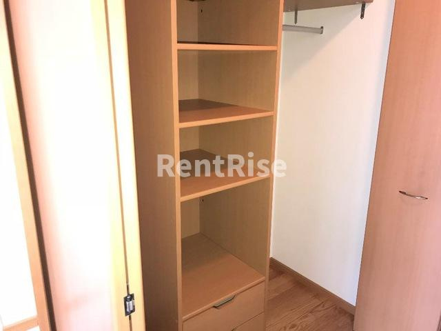 ルーエンハイム クレインのエントランス|クローゼット（ＬＤＫ）(イメージ)