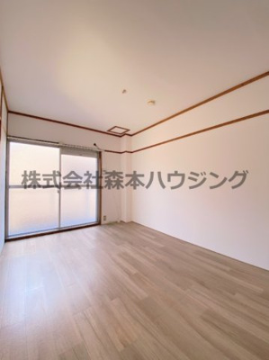 【洋室】 | 　忍ヶ丘グリーンハイツ | きれいな洋室です