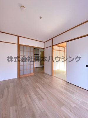 【洋室】 | 　忍ヶ丘グリーンハイツ | 使い勝手のいい洋室です