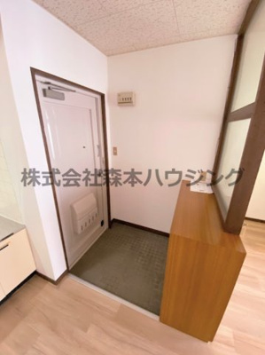 【玄関】 | 　忍ヶ丘グリーンハイツ | ゆったりとした玄関です