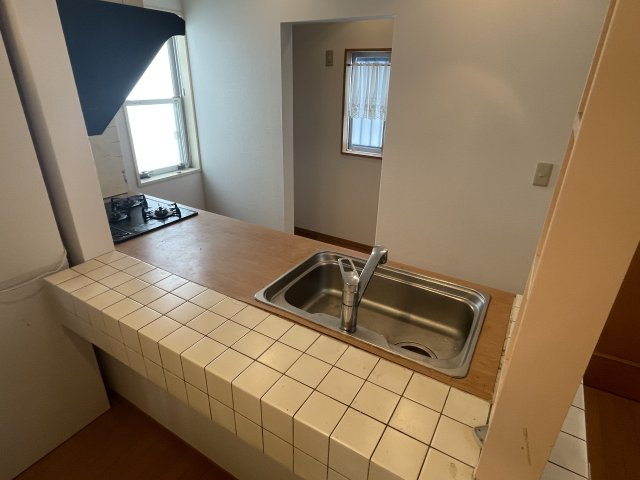 世田谷区下馬１丁目の一戸建てのキッチン