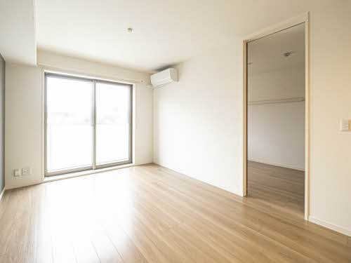 シャーメゾンオーク八戸ノ里の居間・リビング