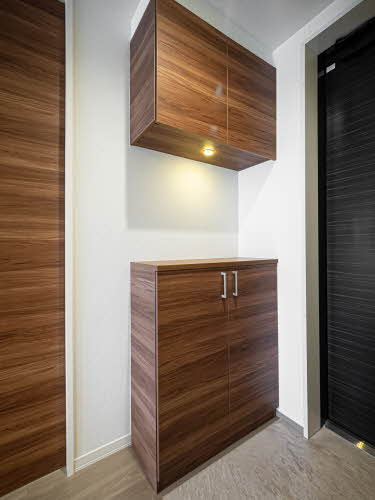 シャーメゾンオーク八戸ノ里の玄関