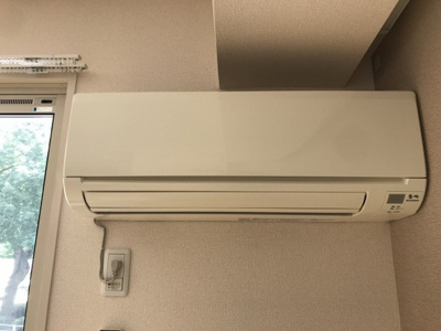 【設備】 | バリスサイト A | エアコン