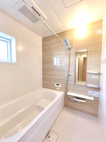 熊谷市新堀　新築住宅　平家建の浴室