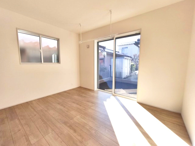 熊谷市新堀　新築住宅　平家建の洋室