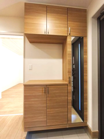 熊谷市新堀　新築住宅　平家建の玄関