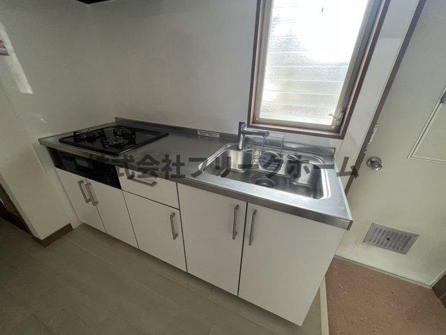武蔵野市八幡町１丁目のアパートのキッチン