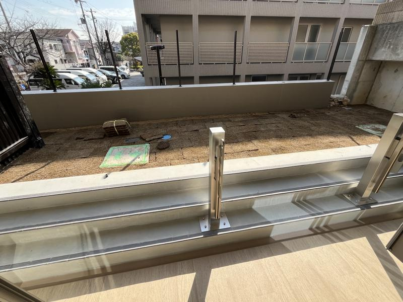 ミレーネ神戸住吉本町のバルコニー