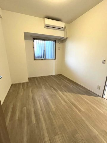 ミレーネ神戸住吉本町の居間・リビング