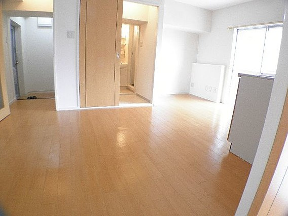 西芦屋グリーンハウスの居間・リビング