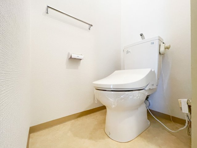 御影野村ハイツのトイレ|洗浄便座付きのトイレです。