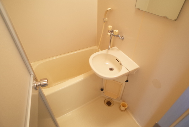 東芦屋マンションの浴室