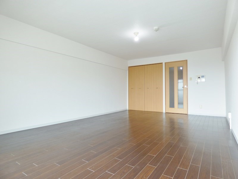 ビューテラス岡本の居間・リビング