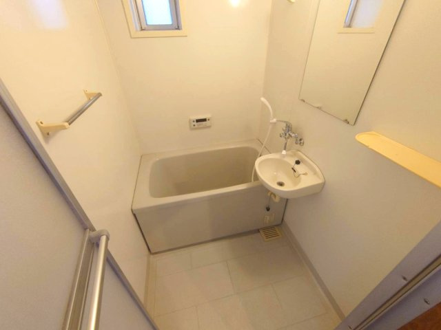 第6六甲センタービルの浴室