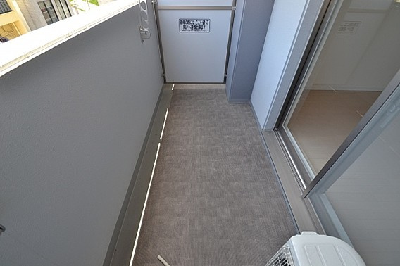 アドバンス神戸グルーブのバルコニー