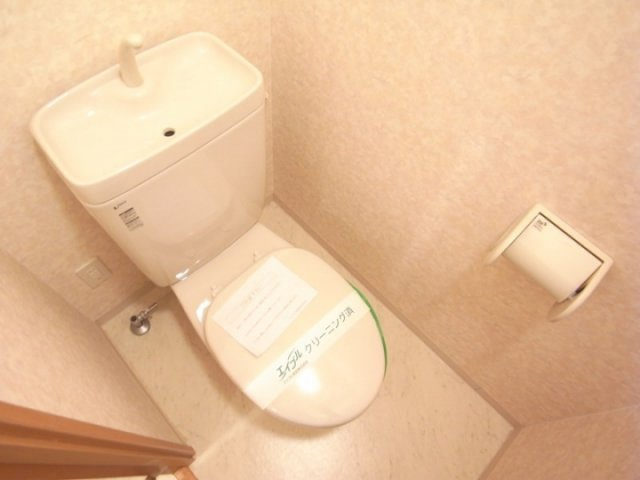 アネスト神戸西元町のトイレ