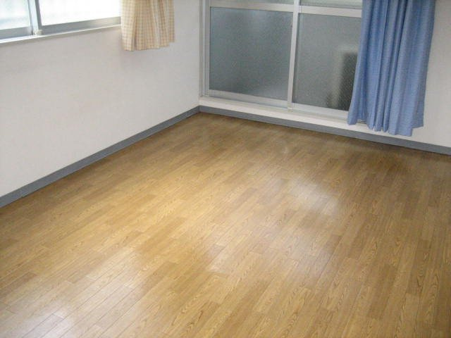 フェニックスコート御影の洋室