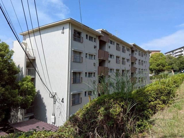 【外観】 | 笹の台4 | 緑豊かな環境ですが周辺施設は充実しており暮らしやすいエリアです