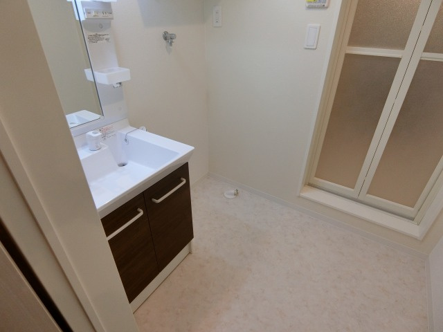 Cherim試験場Iの洗面所|ゆったりとスペースのある洗面所