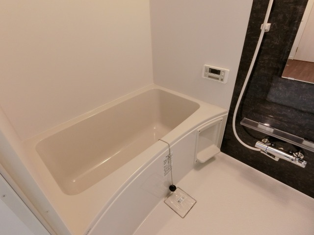 Cherim試験場Iの浴室|きれいなお風呂です