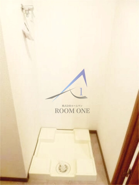 スカイコートパレス千川の設備|洗濯機置き場です。