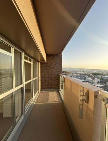 セントラルステージ光明池のバルコニー