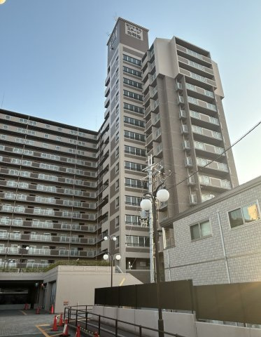 セントラルステージ光明池の外観