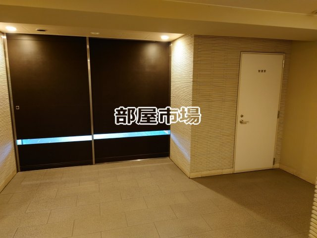 日神デュオステージ浅草Ⅱのロビー