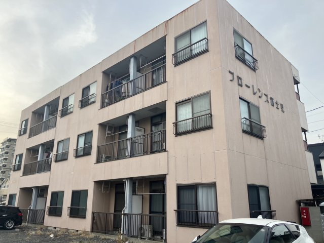 フローレンス富士見の外観