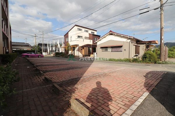 エスペランザの駐車場