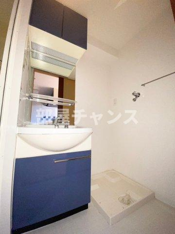 プレサンス鶴舞駅前ブリリアントの洗面所