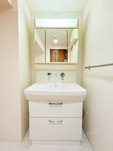 ラフレシーサ医大通りの洗面所|綺麗で明るい洗面所です☆