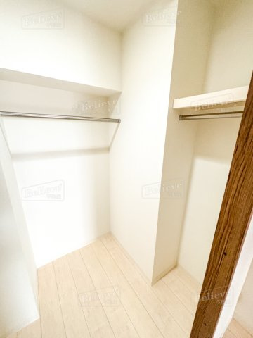 ラフレシーサ医大通りの収納|ウォークインクローゼットなので収納豊富です♪