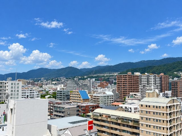 コスモシティ神戸本山の展望|北西側眺望
2025年12月中旬撮影