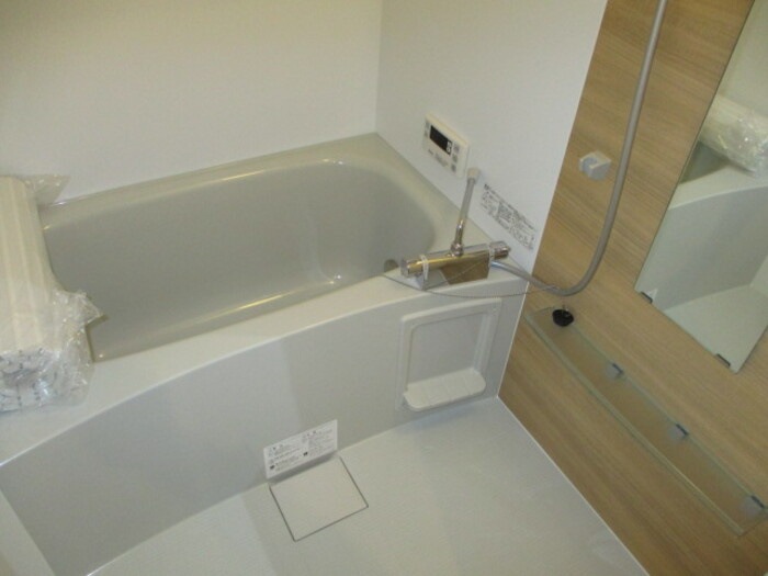 Ariaの浴室|追い焚き機付きのお風呂です♪