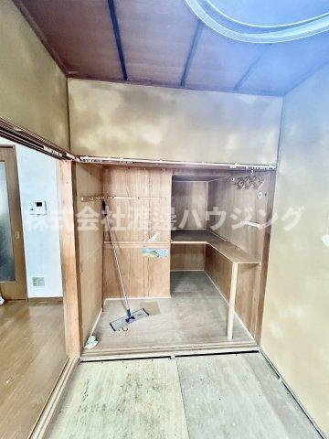 瓢箪山町一戸建の収納
