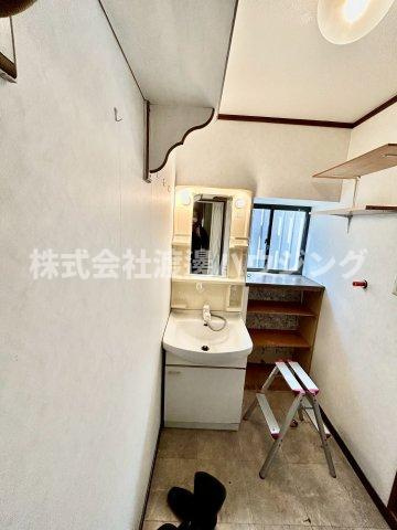 瓢箪山町一戸建の洗面所