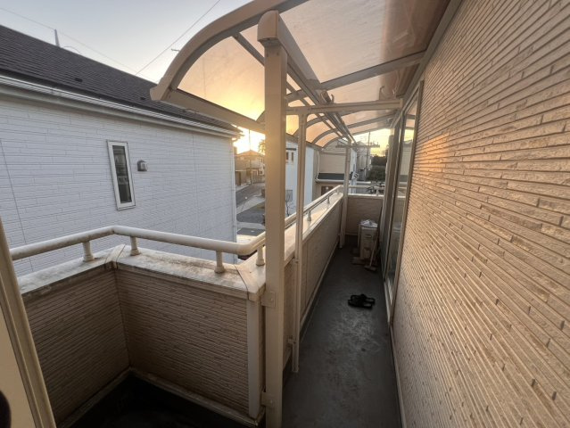 宇都宮市中古戸建　並列駐車3台可、オール電化のバルコニー