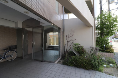 【エントランス】 | レシェンテ耳原