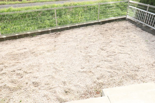 プロシア　A棟の庭|陽当たり良好なお庭です♪