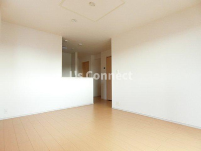 【内装】 | クレア | １３帖のＬＤＫ。