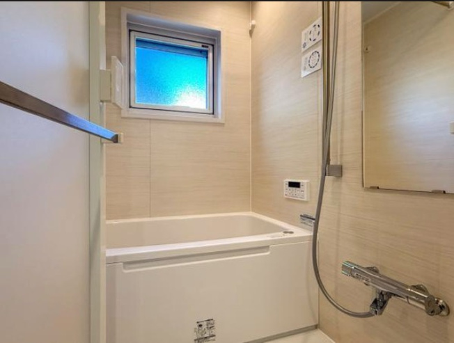 【浴室】 | ★仲介手数料無料★秀和高輪レジデンス（今後の発展に期待高まる泉岳寺ヴィンテージレジデンス）
