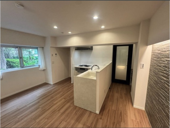 【居間・リビング】 | ★仲介手数料無料★秀和高輪レジデンス（今後の発展に期待高まる泉岳寺ヴィンテージレジデンス）